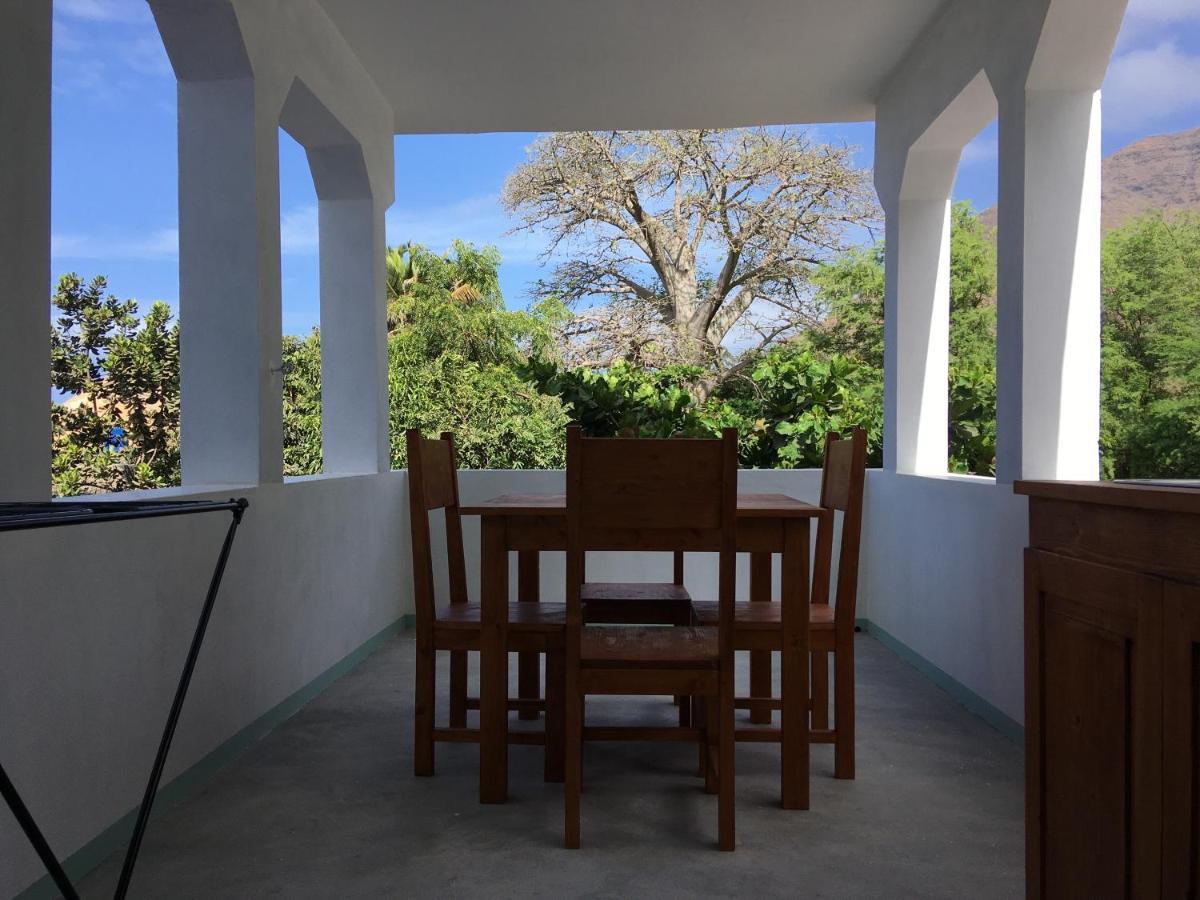 Bed and Breakfast Casa Baobab Seladinha Exterior foto